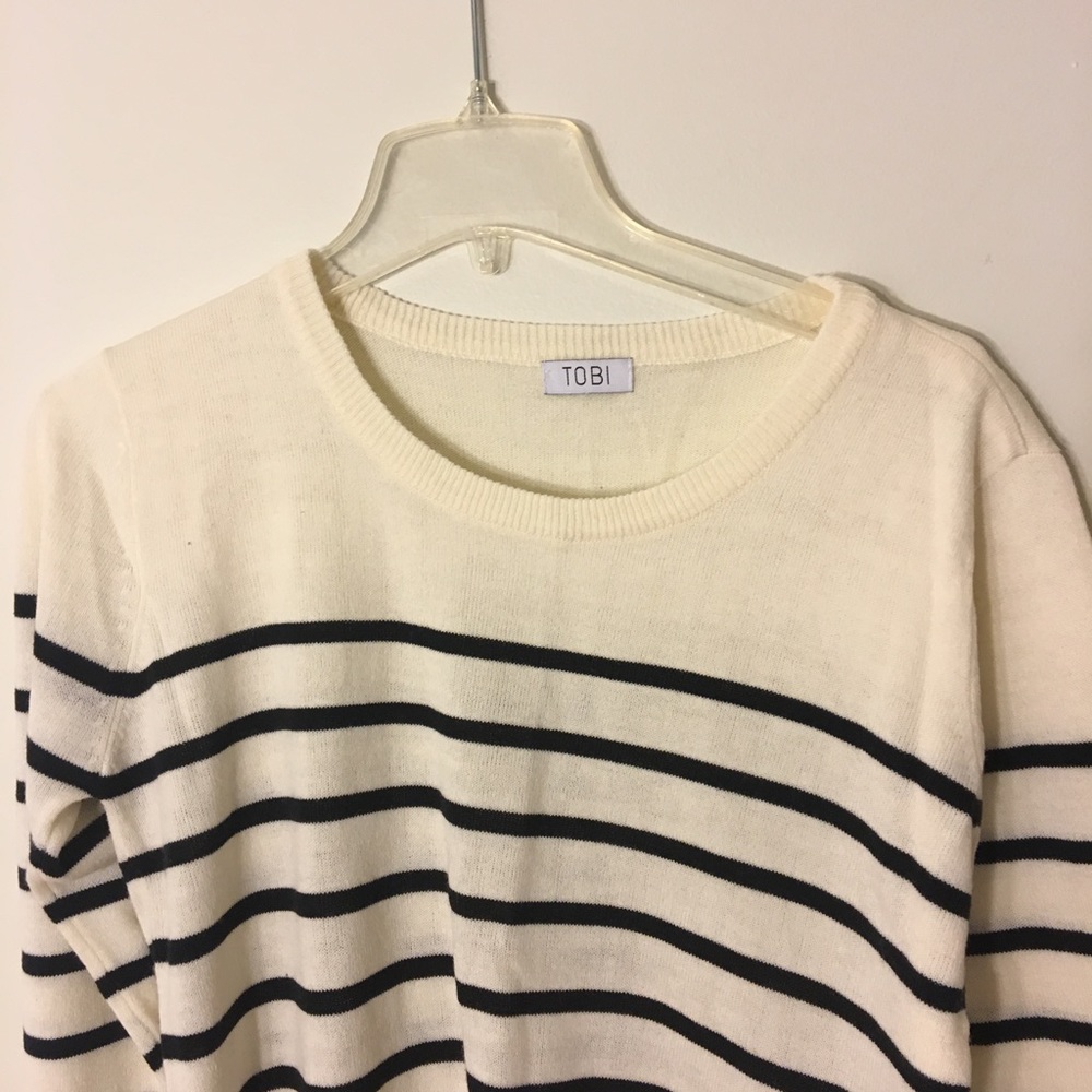 Tobi Striped Sweater - Picture 3 of 5